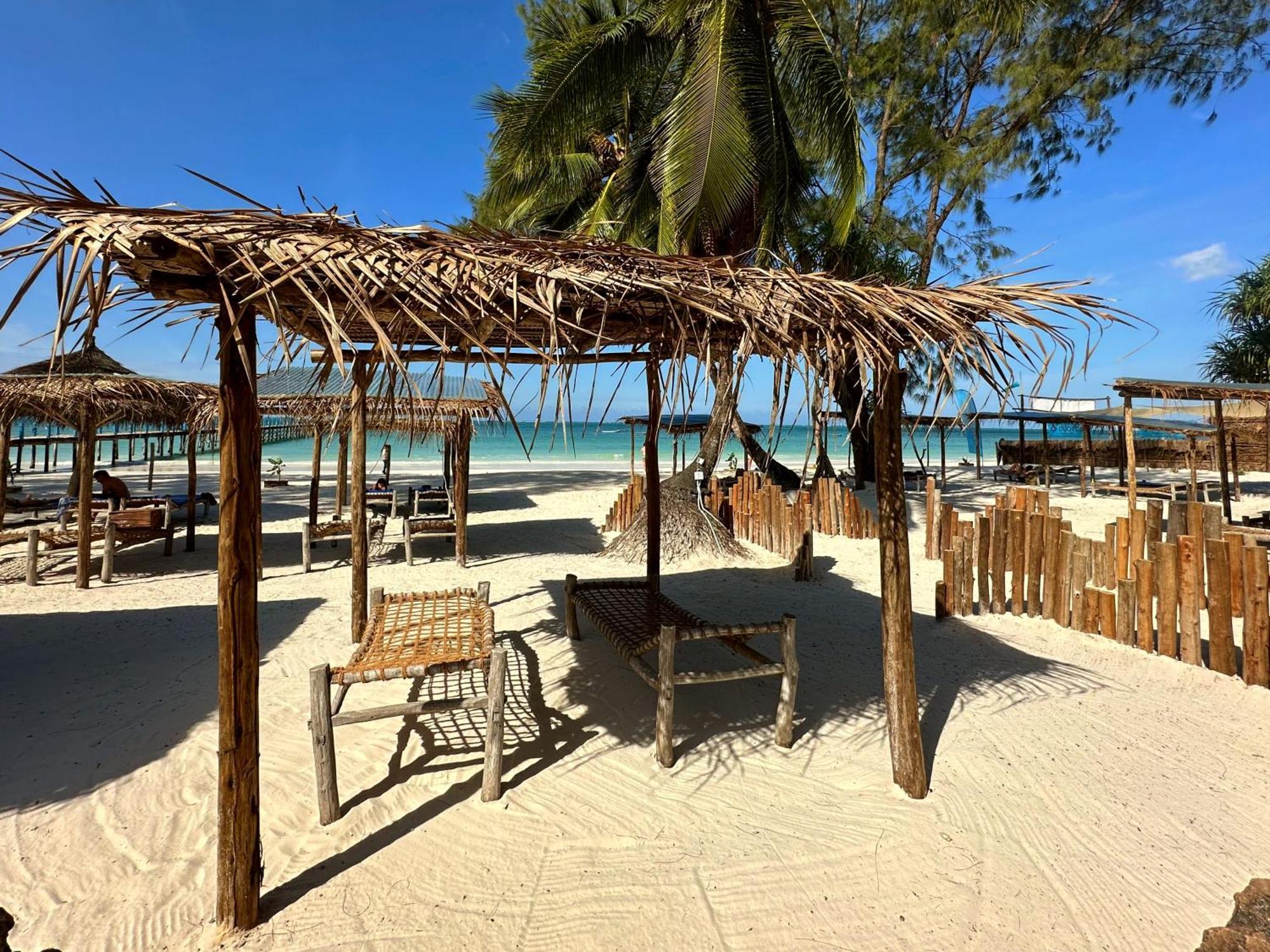 Kiwengwa Bungalow Boutique Resort Exterior photo